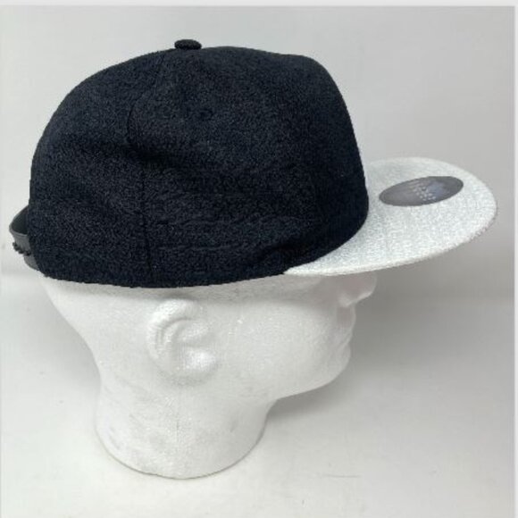 Jordan Youth Snapback Black/White NWT - Picture 3 of 7